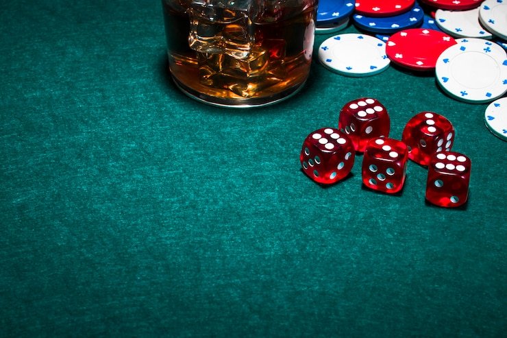 Antarmuka aplikasi mobile ratubola303 menampilkan permainan slot dan opsi navigasi
